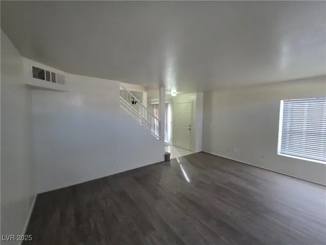 $1,550 | 8453 Vast Horizon Avenue, Las Vegas, NV 89129