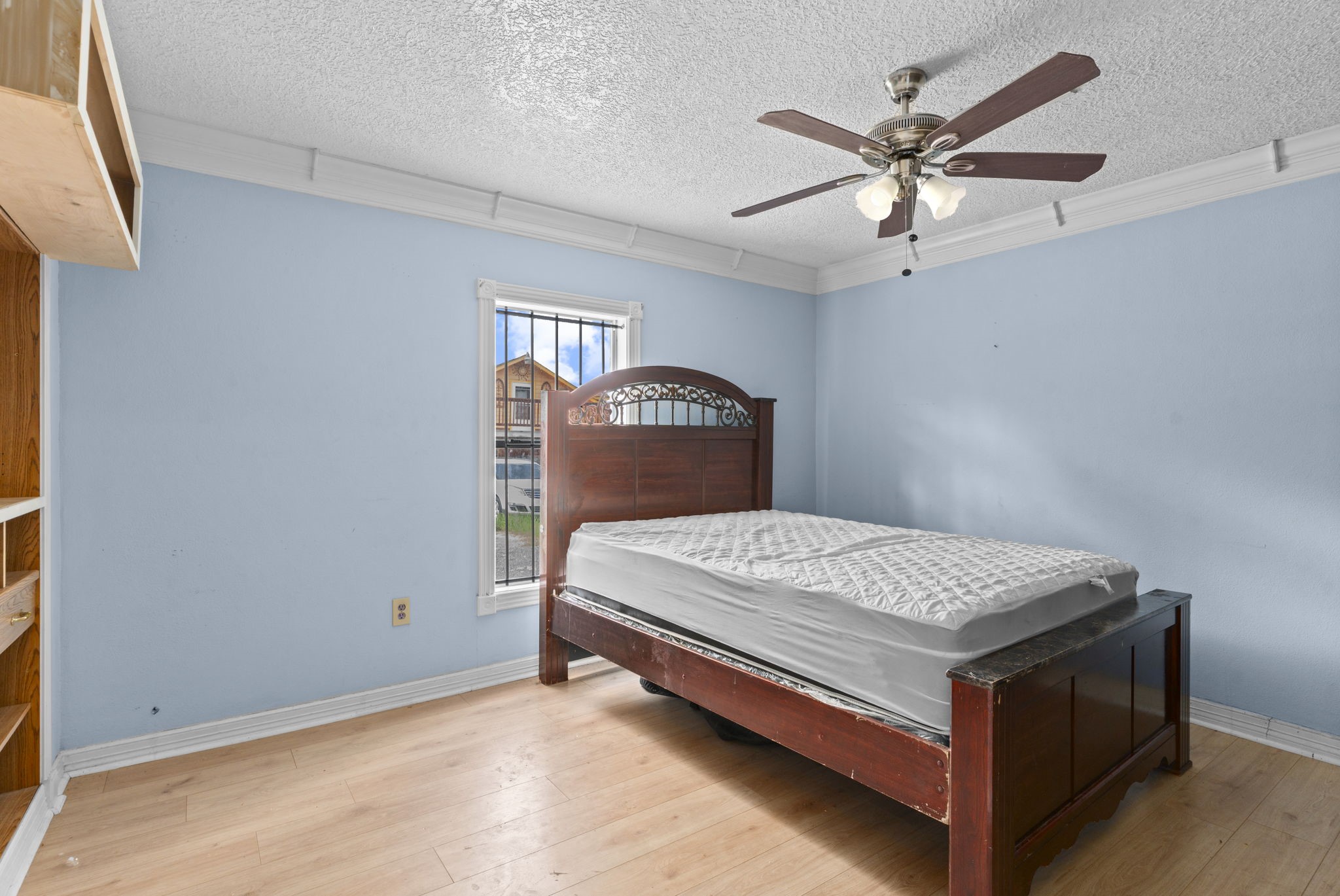 8205 Appleton Street Houston, TX 77022 - Photo 19 of 40