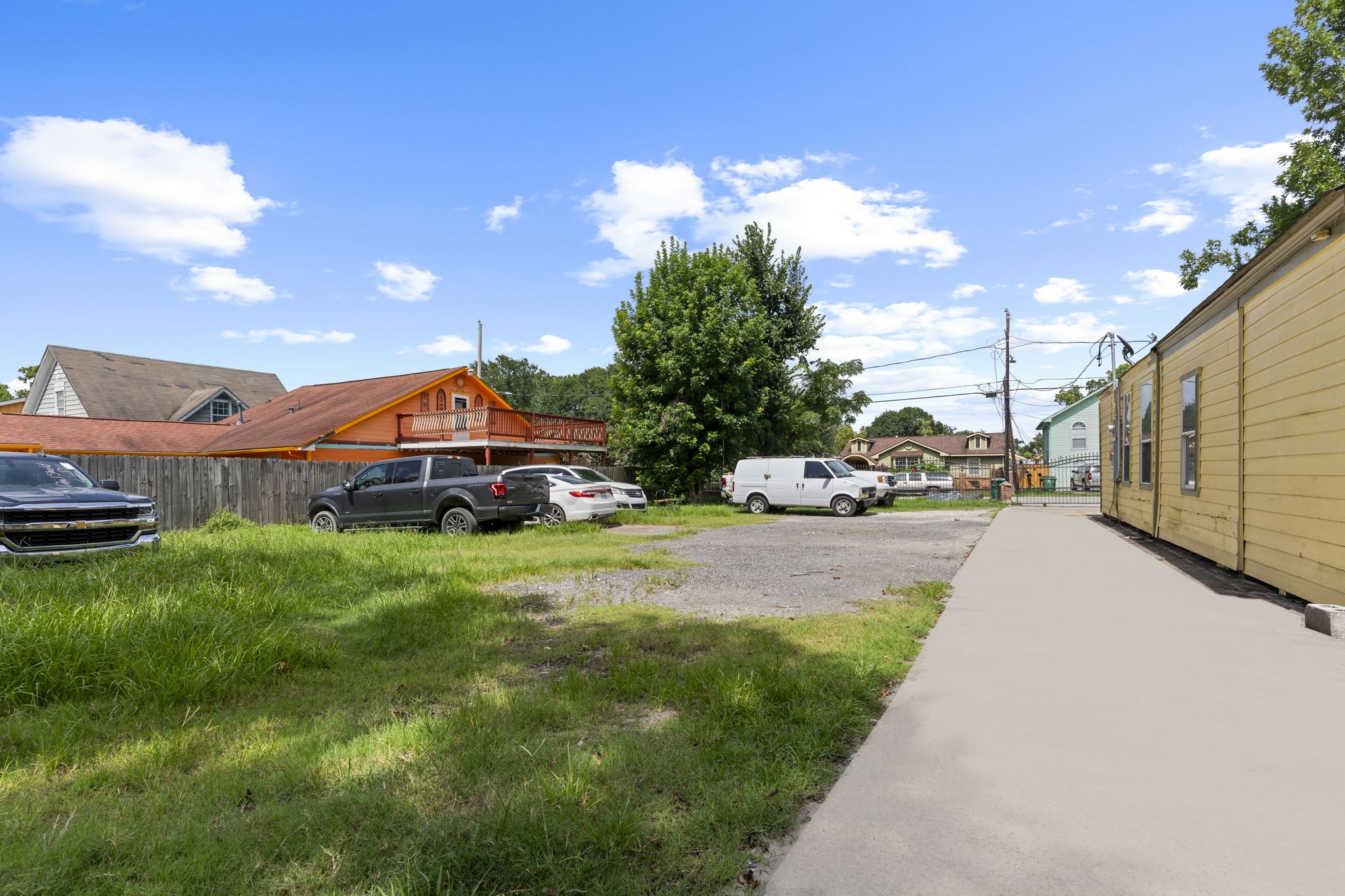 8205 Appleton Street Houston, TX 77022 - Photo 23 of 40 adjacent lot