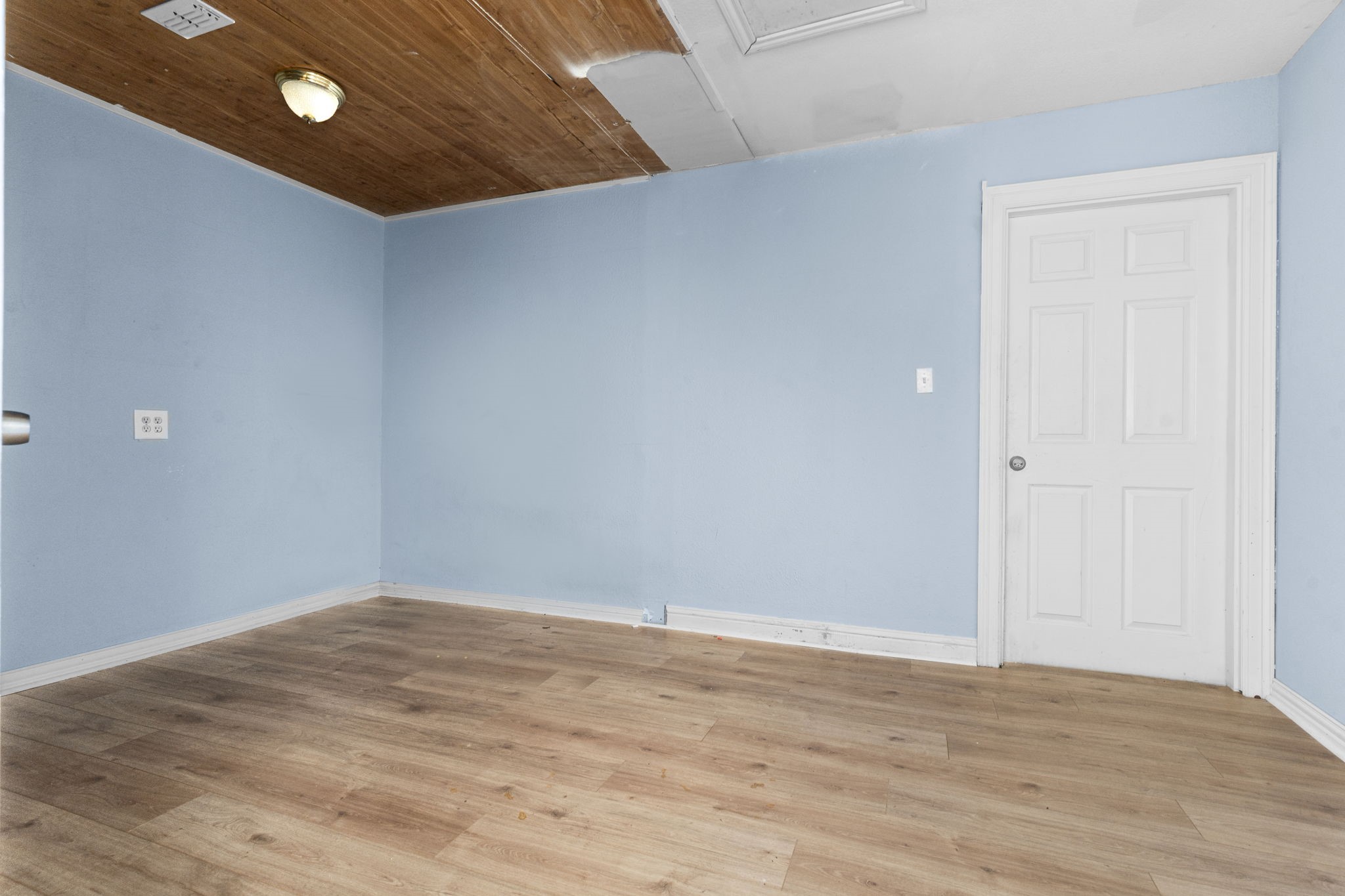 8205 Appleton Street Houston, TX 77022 - Photo 26 of 40