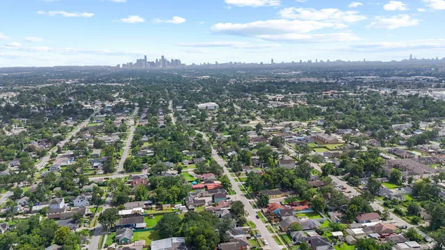 $365,000 | 8205 Appleton Street, Houston, TX 77022