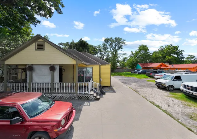 $365,000 | 8205 Appleton Street, Houston, TX 77022