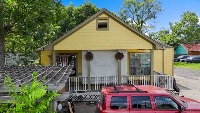 $365,000 | 8205 Appleton Street, Houston, TX 77022