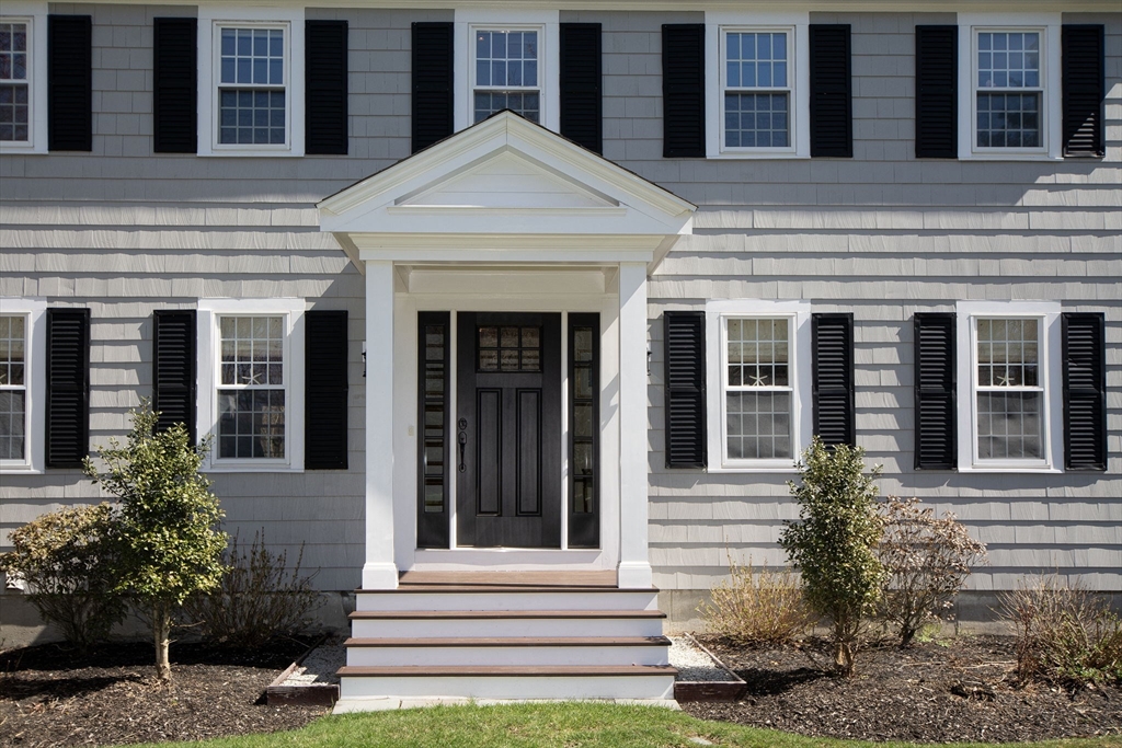 18 Longmeadow Road Scituate, MA 02066 - Photo 3 of 37