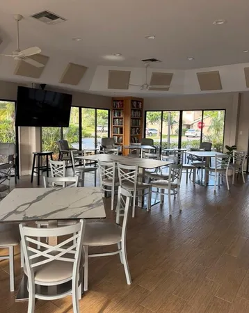 $534,000 | 1732 Kestral Park Way South, Unit 43, Sarasota, FL 34231