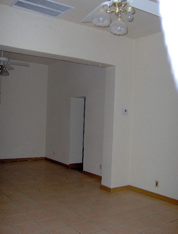 94 West 12th Street Florence, AZ 85132 - Photo 11 of 13 Living-Dining