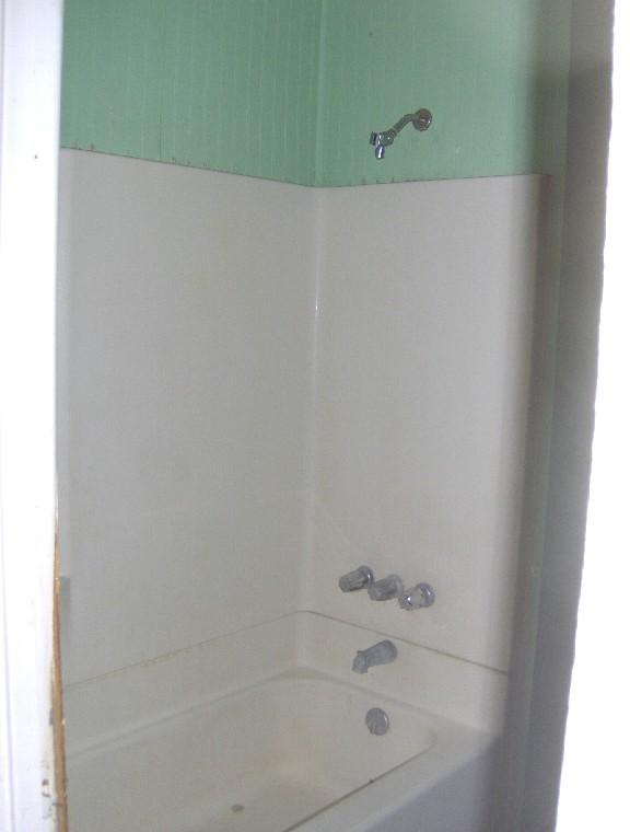 94 West 12th Street Florence, AZ 85132 - Photo 6 of 13 Bathroom 2