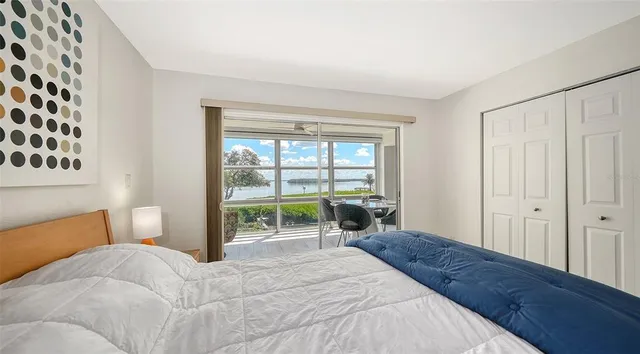 $725,000 | 4500 Gulf Of Mexico Drive, Unit 202, Longboat Key, FL 34228