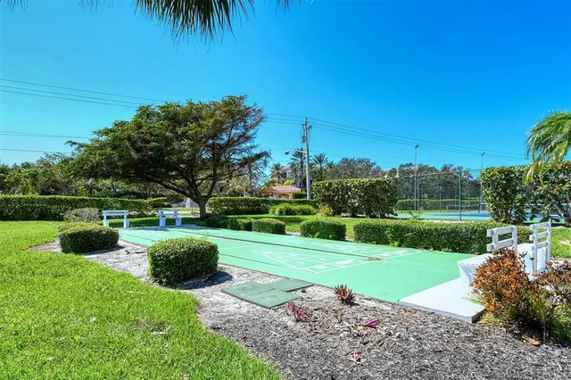 $725,000 | 4500 Gulf Of Mexico Drive, Unit 202, Longboat Key, FL 34228