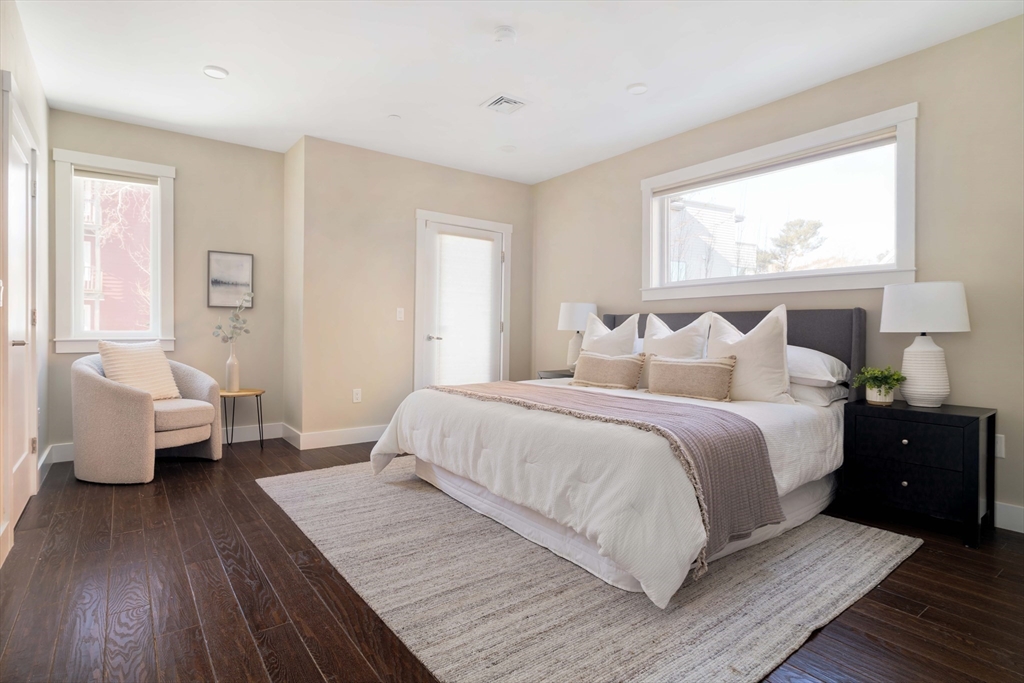 266 Beacon Street, Unit 2 Somerville, MA 02143 - Photo 11 of 23