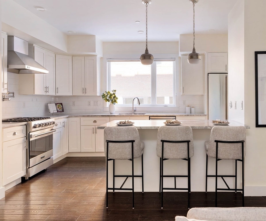 266 Beacon Street, Unit 2 Somerville, MA 02143 - Photo 8 of 23
