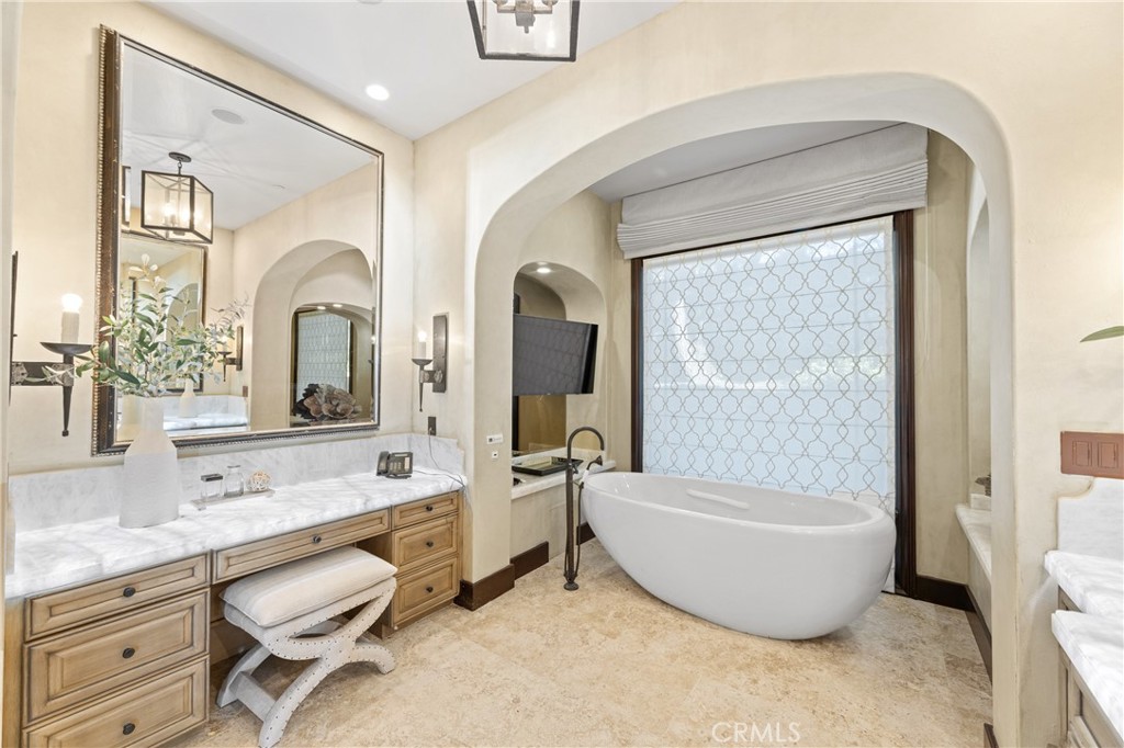 16 Shore Walk Newport Coast, CA 92657 - Photo 29 of 75 Master Bath