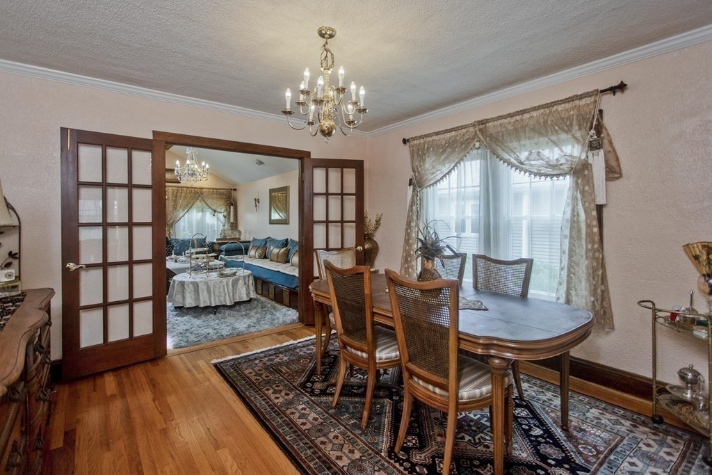 94 Gillette Avenue Springfield, MA 01118 - Photo 17 of 31