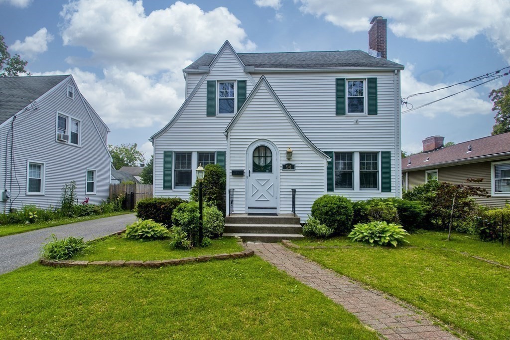 94 Gillette Avenue Springfield, MA 01118 - Photo 2 of 31