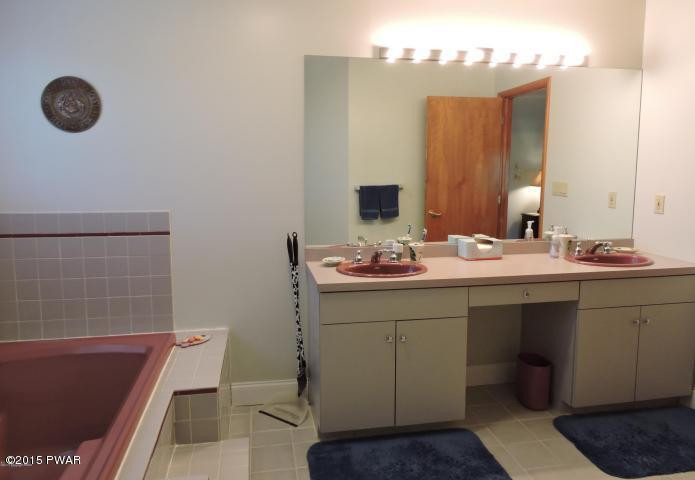 5138 Hound Ears Road Tobyhanna, PA 18466 - Photo 42 of 56