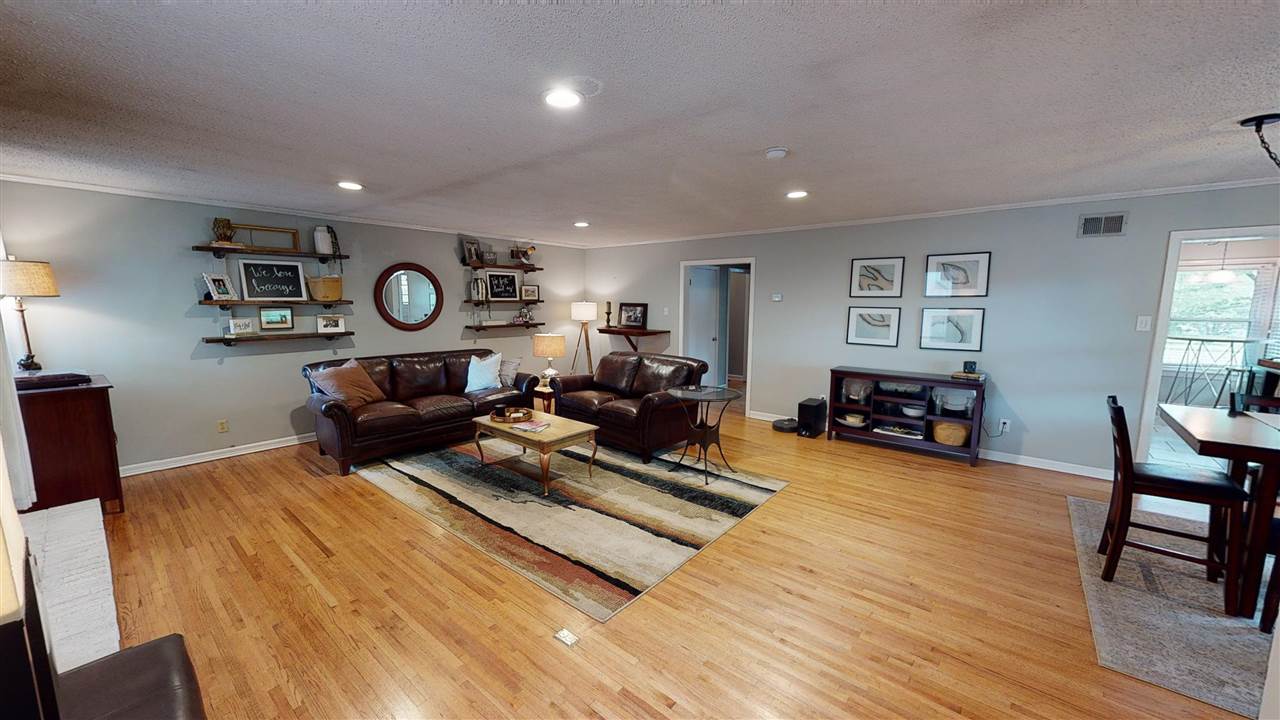 4771 Dee Road Memphis, TN 38117 - Photo 1 of 17