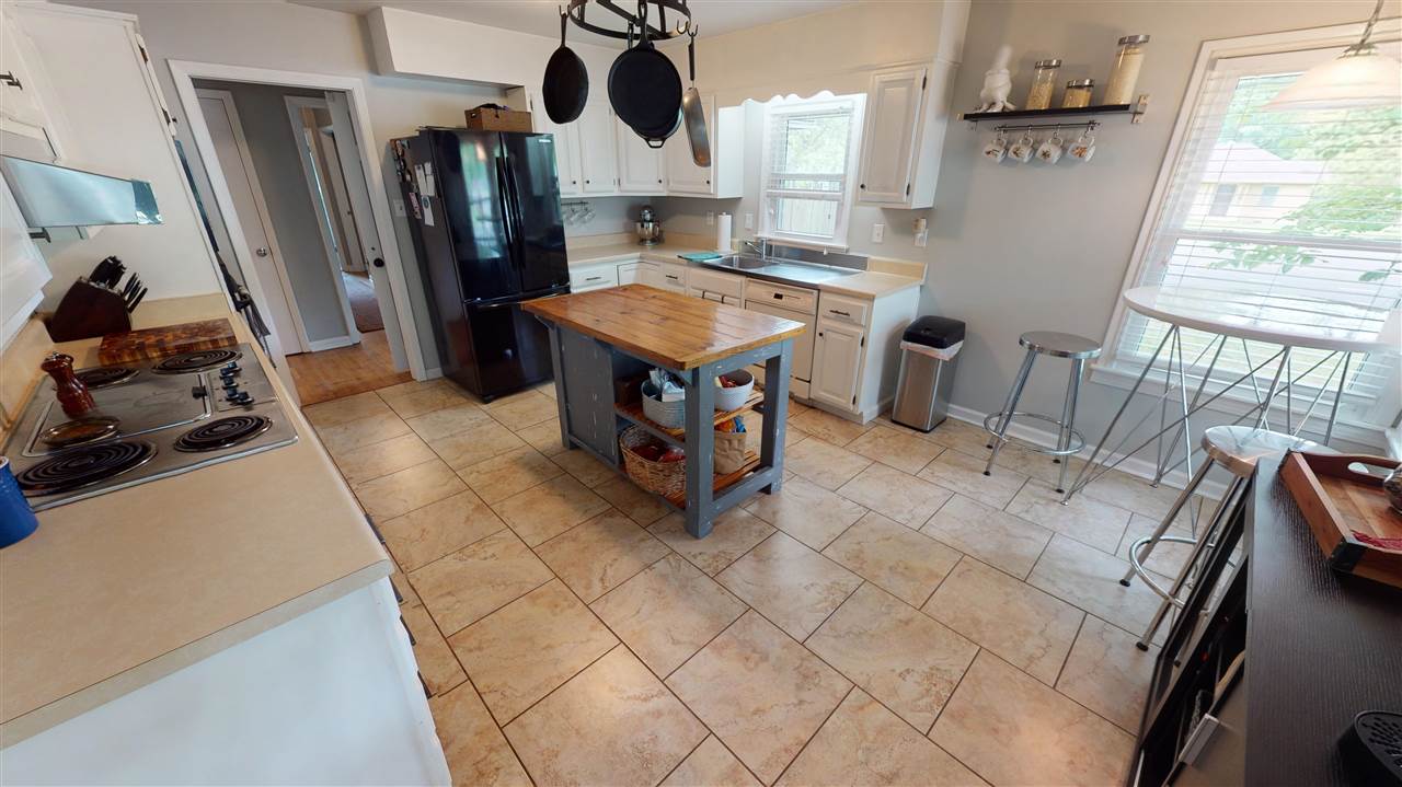 4771 Dee Road Memphis, TN 38117 - Photo 6 of 17