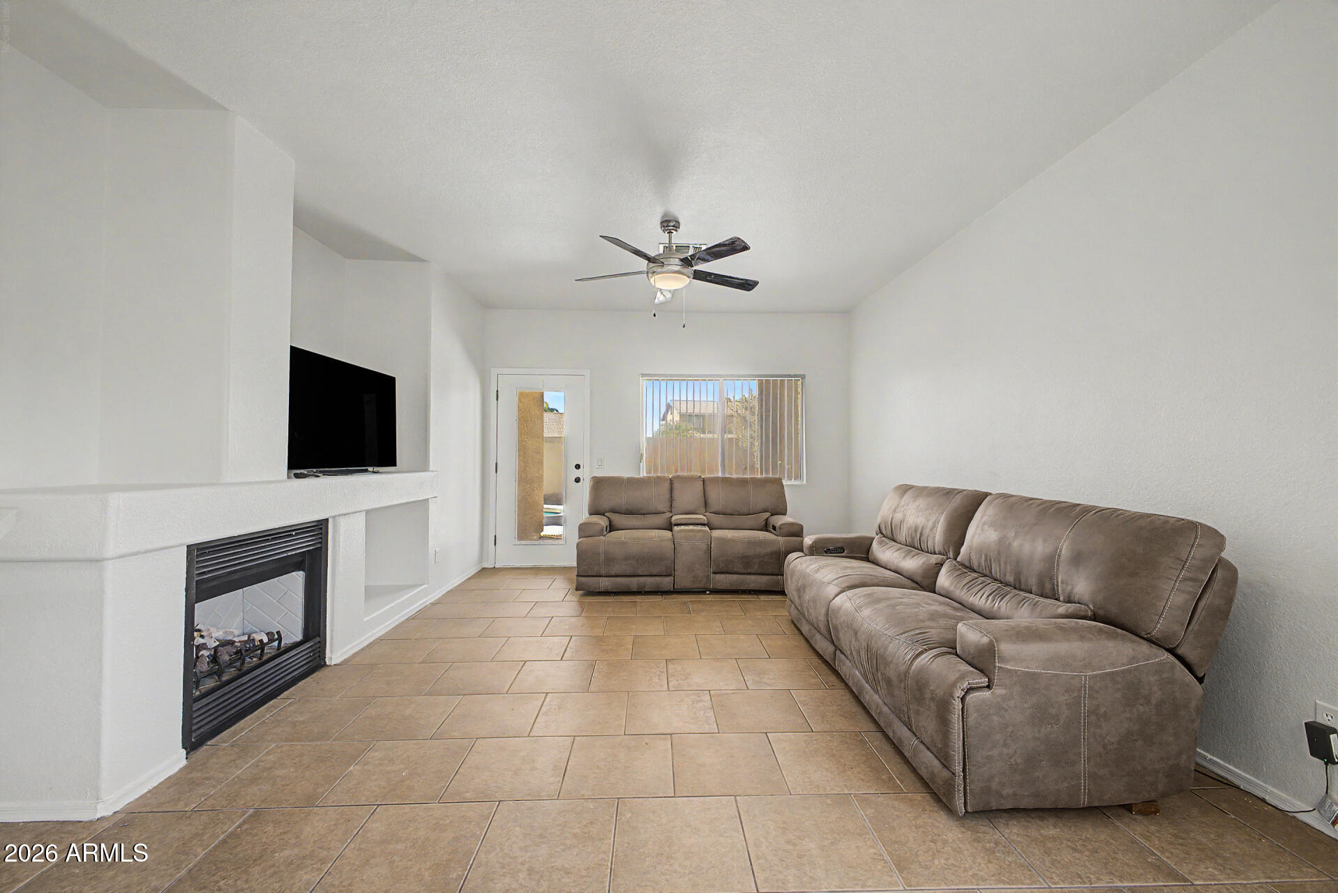 3742 East Sandy Way Gilbert, AZ 85297 - Photo 15 of 45
