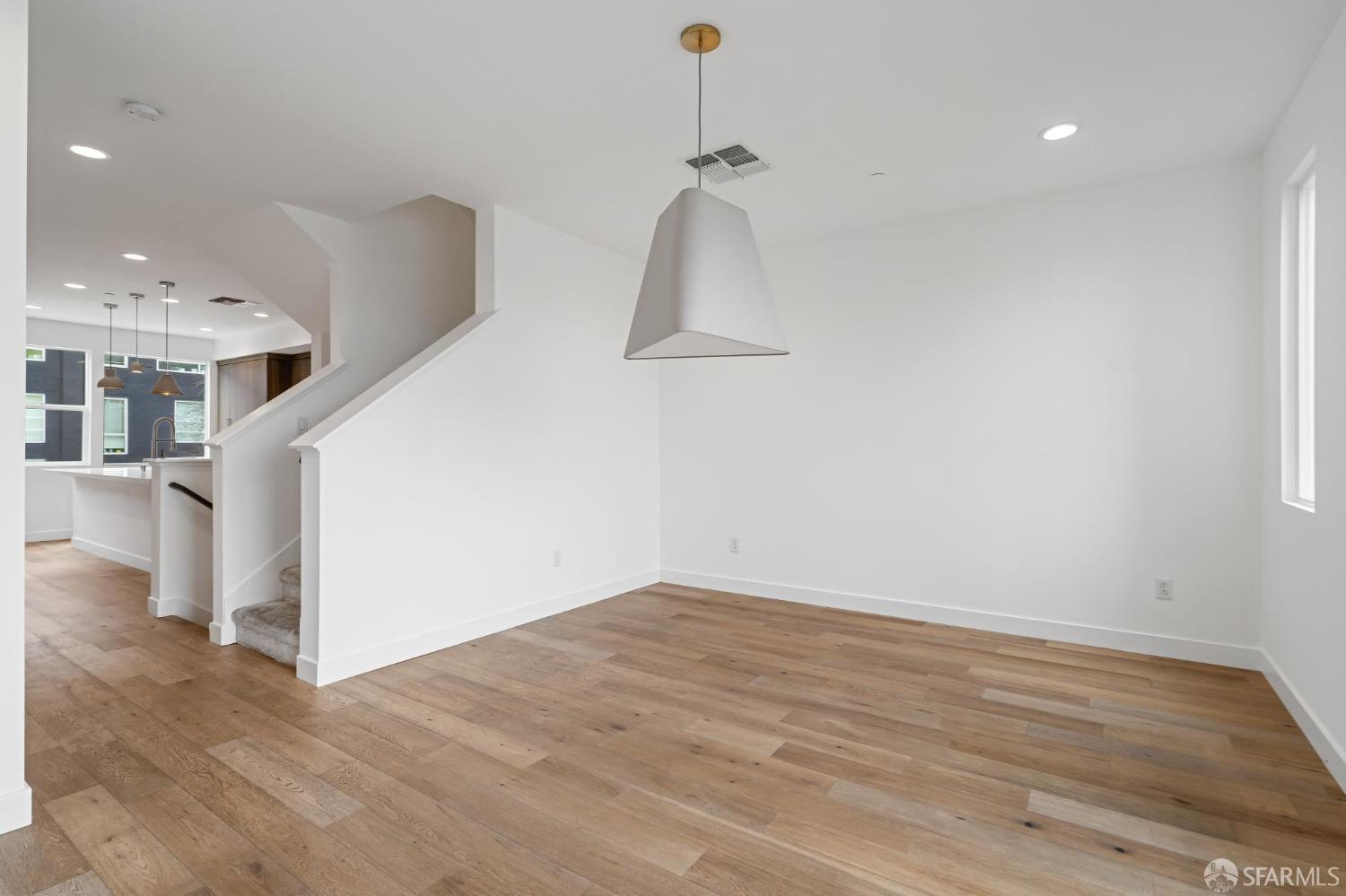 1353 Pullman Way Oakland, CA 94607 - Photo 13 of 55