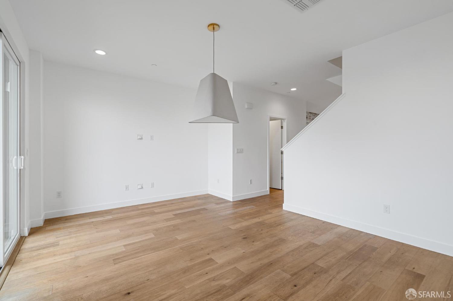 1353 Pullman Way Oakland, CA 94607 - Photo 16 of 55