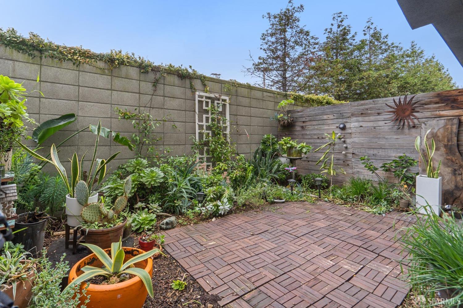 1353 Pullman Way Oakland, CA 94607 - Photo 9 of 55