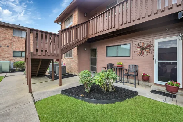 $1,500 | 801 River Road, Unit 123F, Montgomery, TX 77356