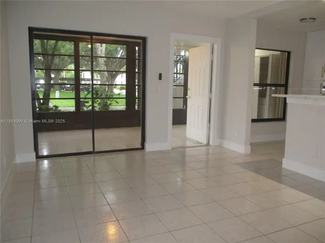 $245,000 | 6531 Southeast Federal Highway, Unit F107, Stuart, FL 34997