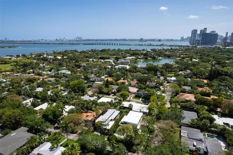 $4,299,000 | 510 Northeast 52nd Street, Miami, FL 33137