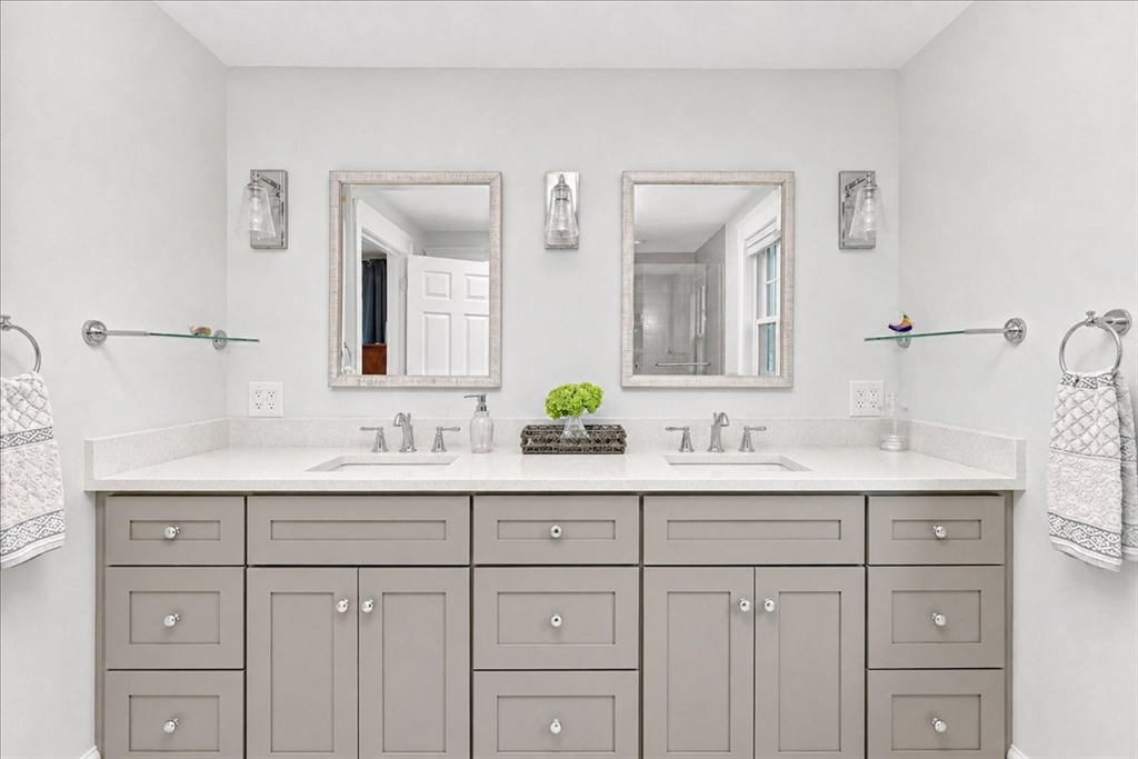 4 Commodore Terrace Boston, MA 02136 - Photo 19 of 26 Gallery Image 19