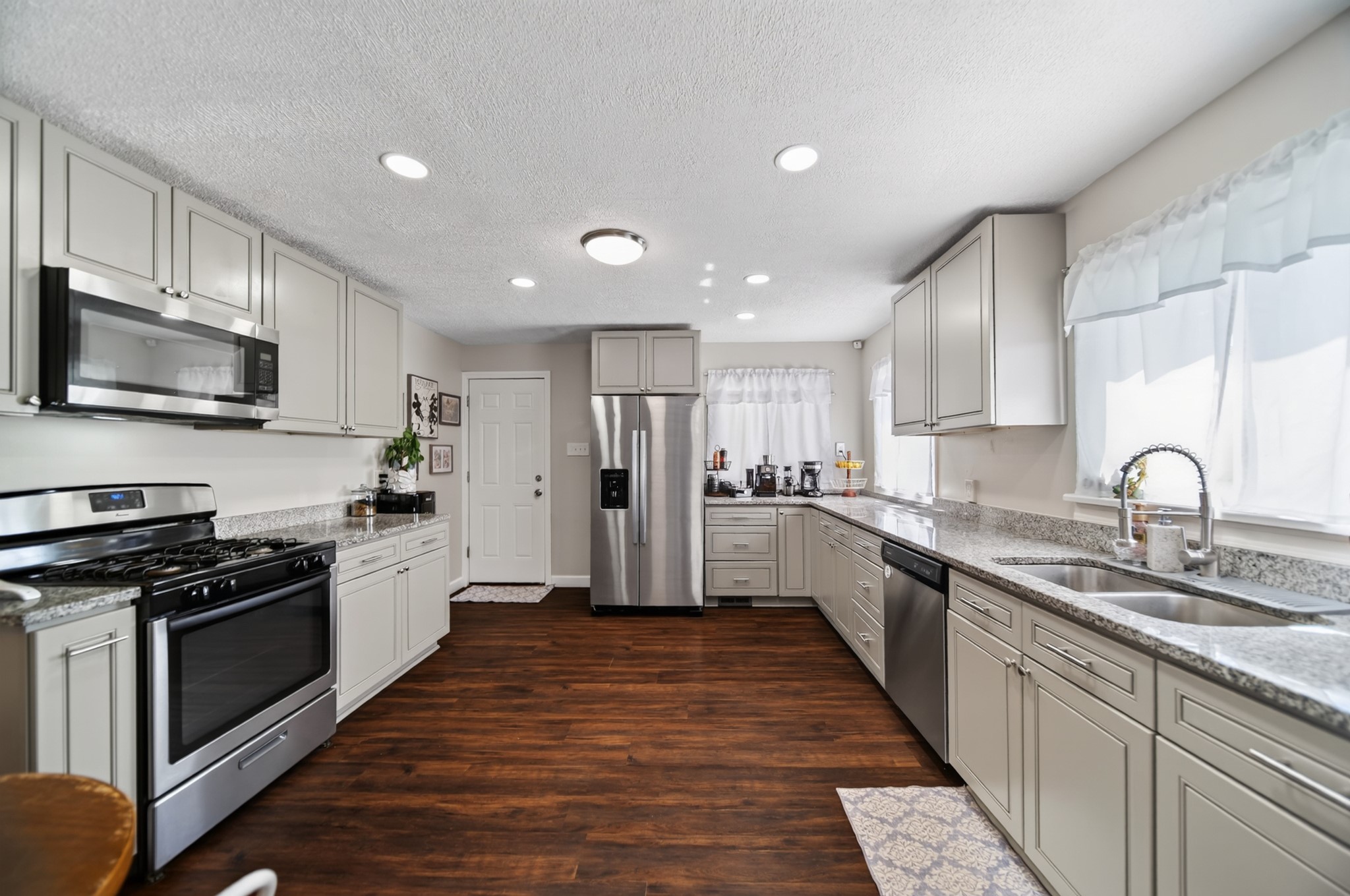 3081 Morehouse Road Erie, PA 16509 - Photo 2 of 42 Gallery Image 2