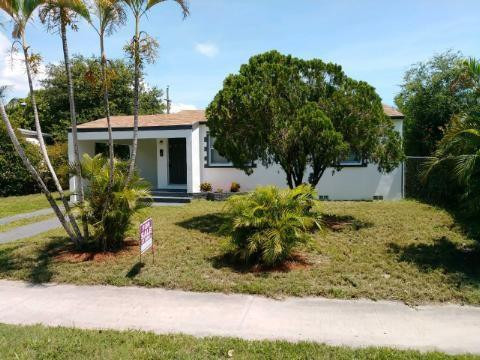 235 Silver Beach Road Lake Park, FL 33403 - Photo 2 of 16 Photo 2