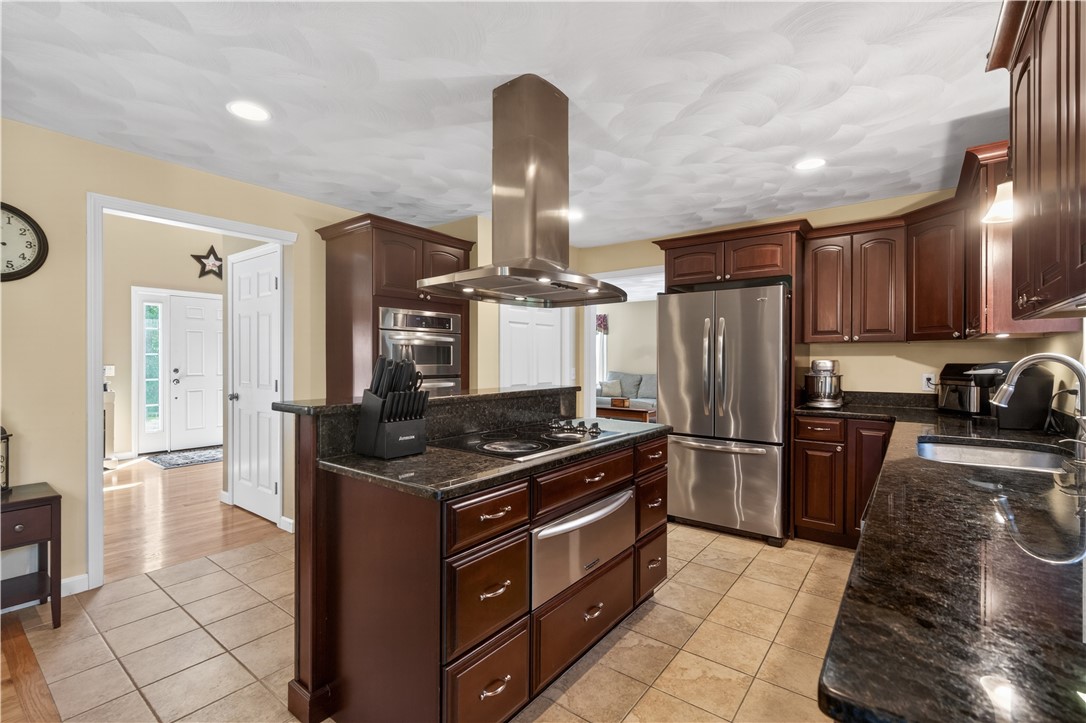 245 Jackson Schoolhouse Road Burrillville, RI 02859 - Photo 11 of 37 Kitchen featuring warming drawer