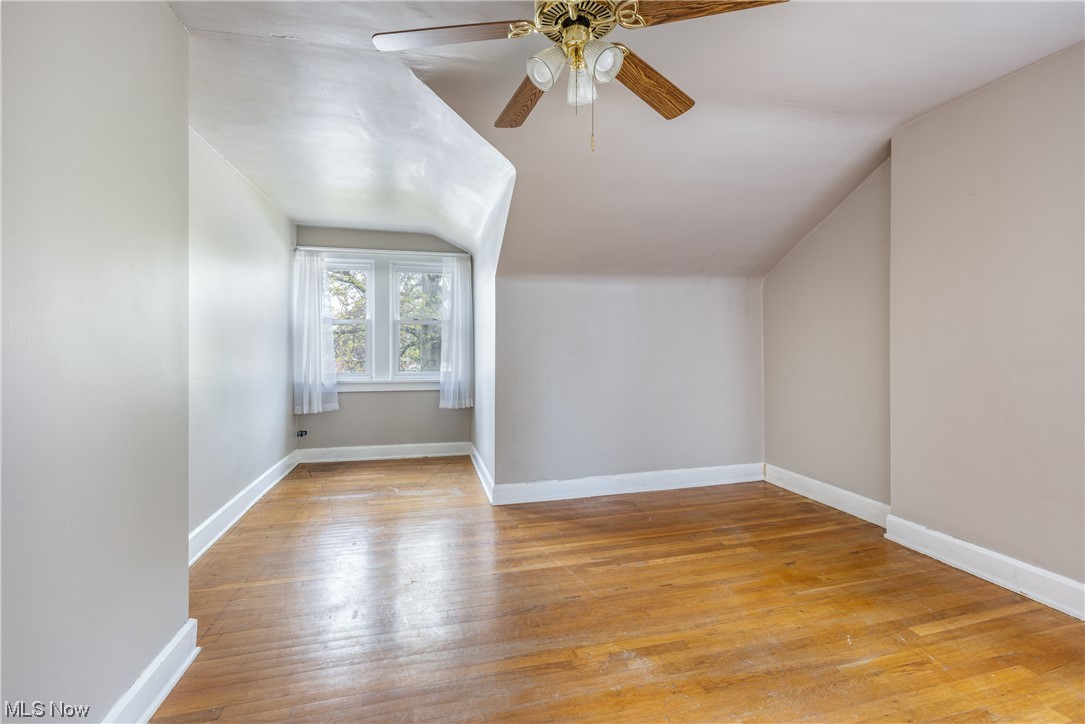 1383 Richmond Road Cleveland, OH 44124 - Photo 18 of 30 Main Bed Room
Second Floor 14 X 13