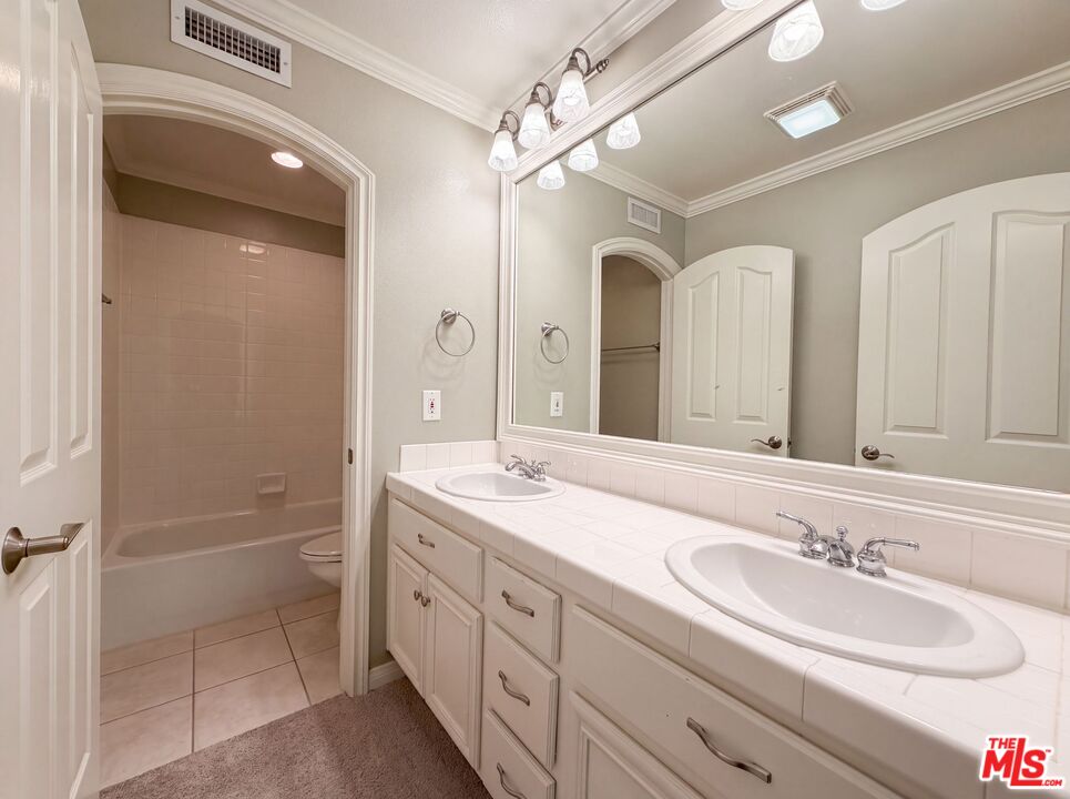 25701 Chestnut Way Stevenson Ranch, CA 91381 - Photo 23 of 35 Gallery Image 23