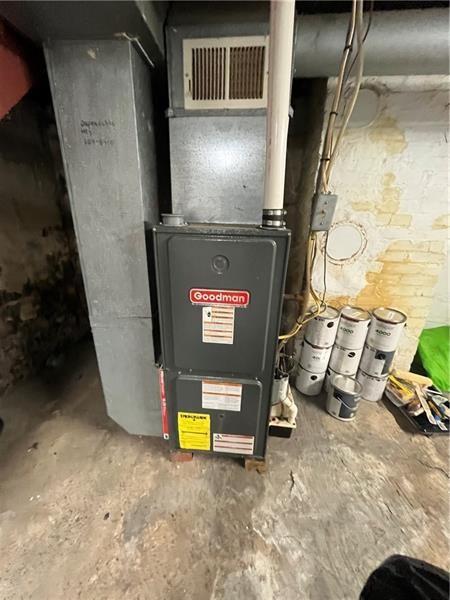 924 Locust Avenue Monessen, PA 15062 - Photo 4 of 7