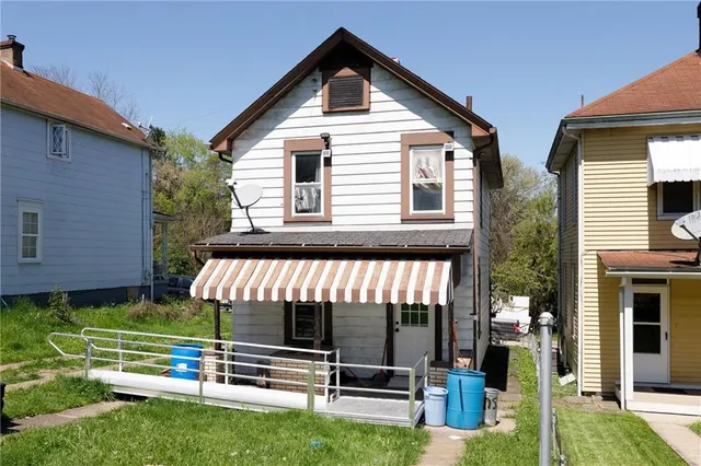 $48,500 | 924 Locust Avenue, Monessen, PA 15062