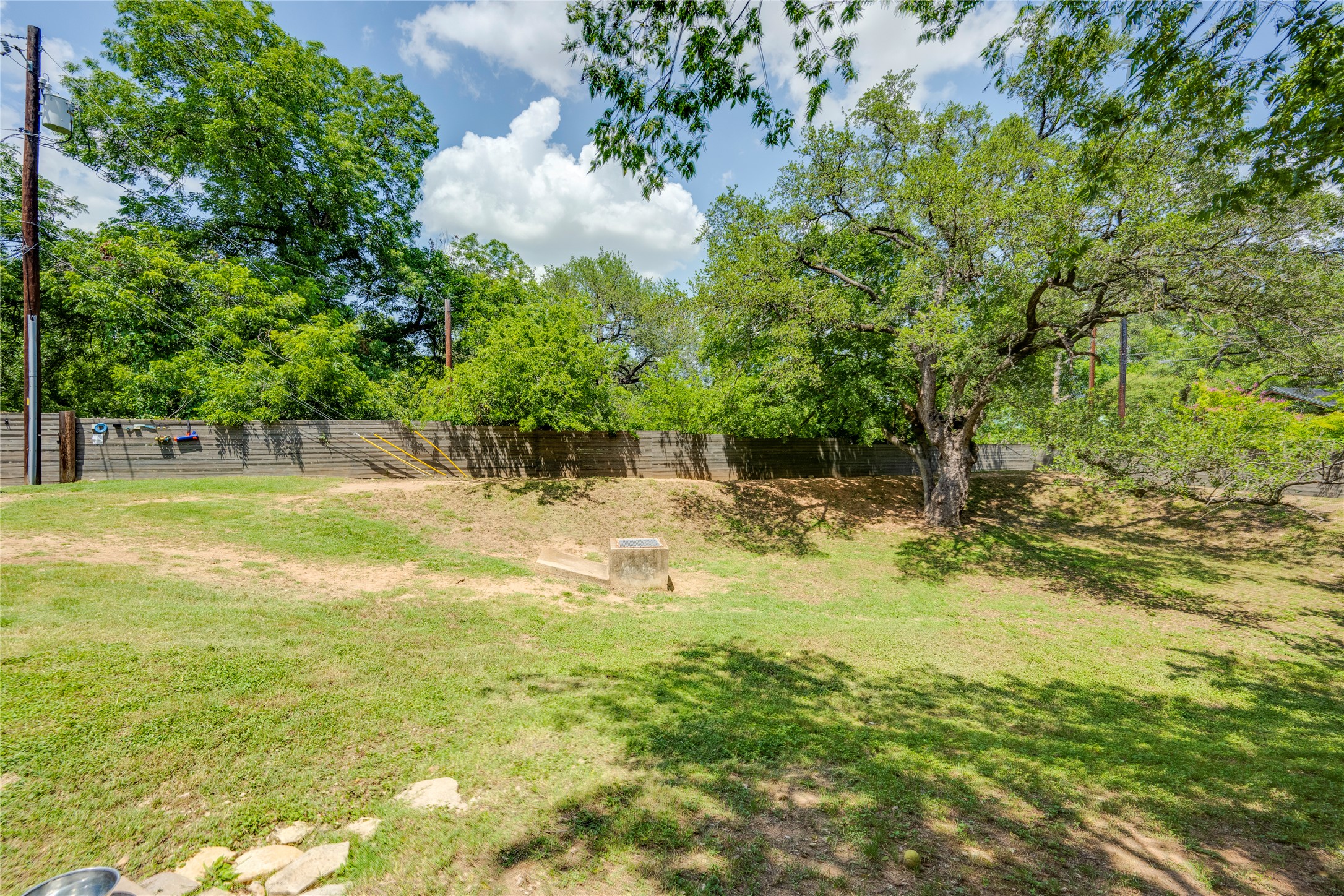 2215 Post Road, Unit 2076 Austin, TX 78704 - Photo 21 of 21 Gallery Image 21