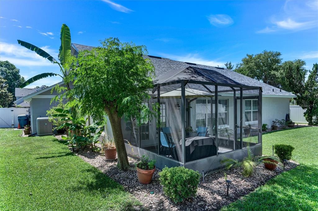 5010 Treasure Cay Road Tavares, FL 32778 - Photo 22 of 32 Gallery Image 22