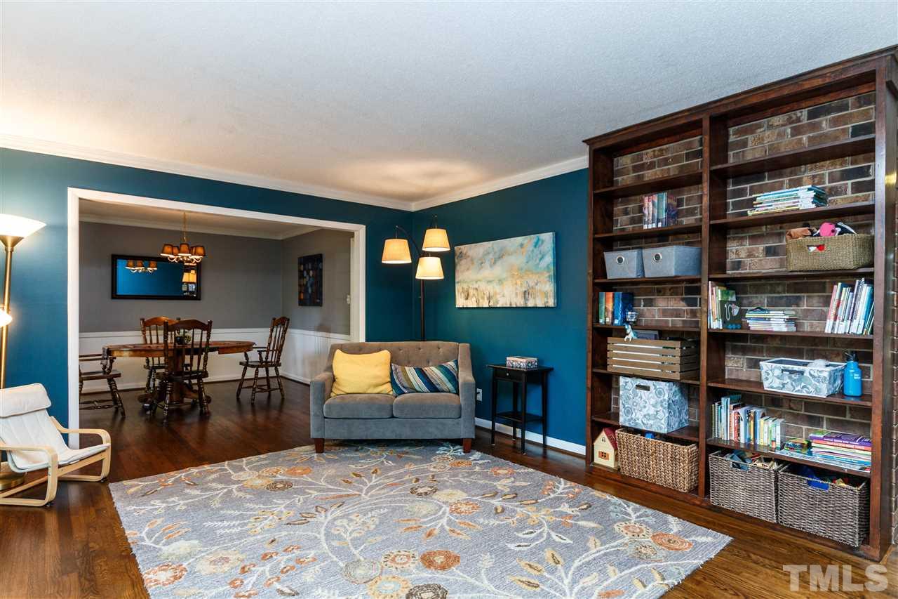 1104 Mayberry Place Raleigh, NC 27609 - Photo 3 of 25