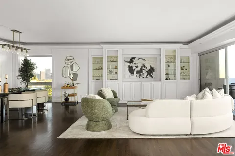$1,595,000 | 10450 Wilshire Boulevard, Unit 8A, Los Angeles, CA 90024