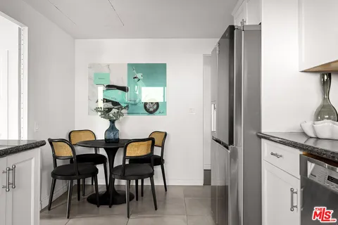 $1,595,000 | 10450 Wilshire Boulevard, Unit 8A, Los Angeles, CA 90024