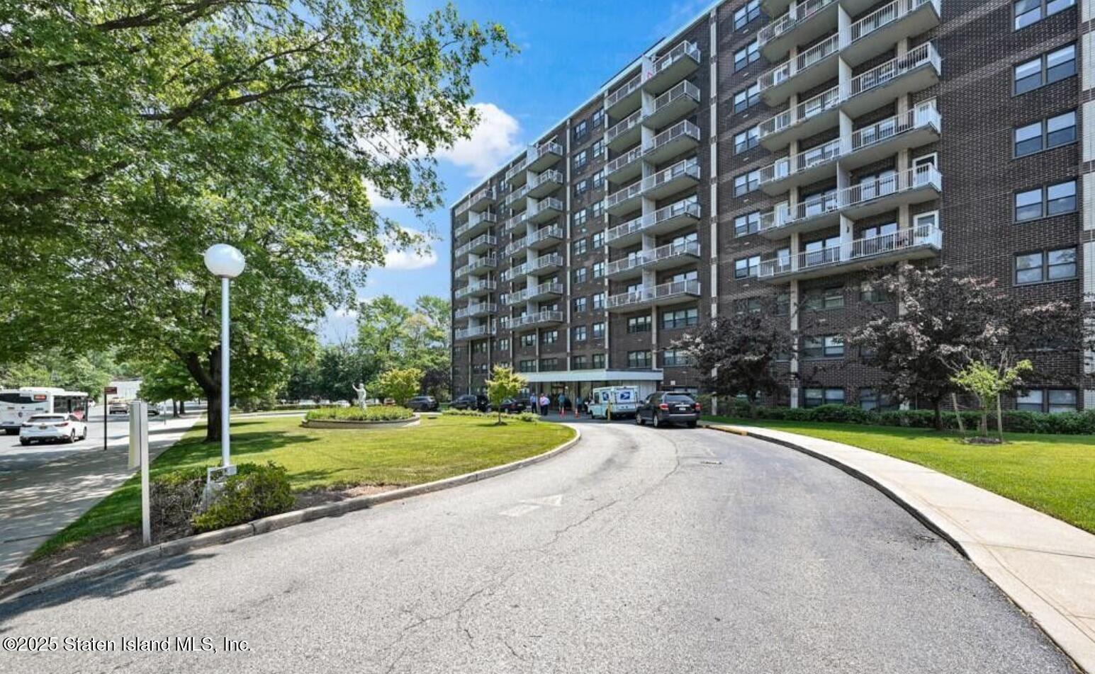 1100 Clove Road, Unit 3C Staten Island, NY 10301 - Photo 2 of 42 The Fountains