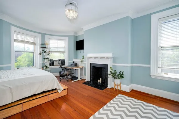 $799,000 | 1064 Beacon Street, Unit 12A, Brookline, MA 02446
