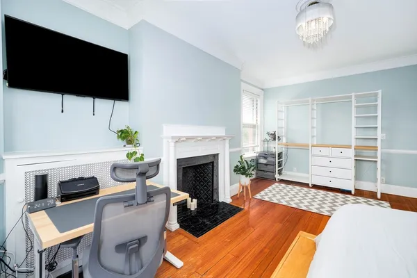 $799,000 | 1064 Beacon Street, Unit 12A, Brookline, MA 02446