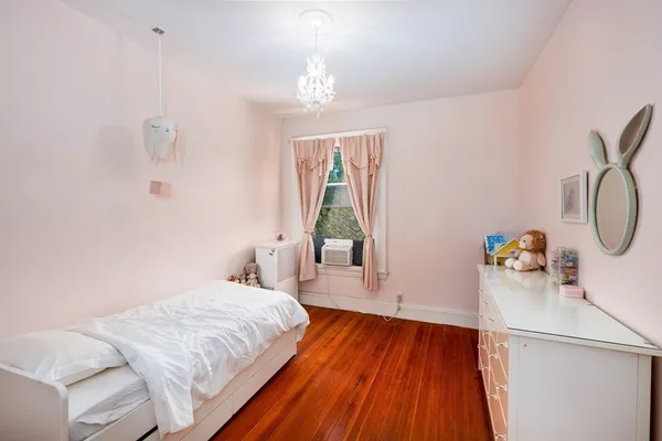 $799,000 | 1064 Beacon Street, Unit 12A, Brookline, MA 02446