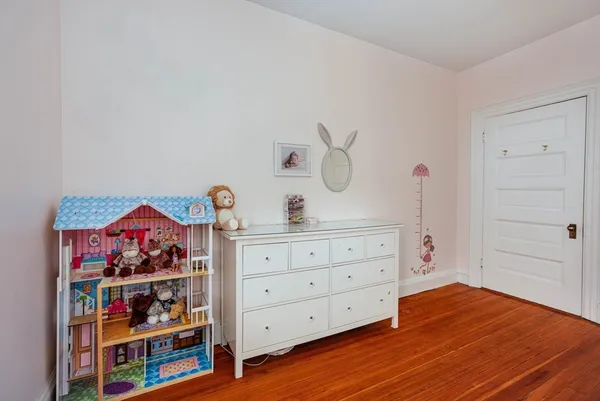 $799,000 | 1064 Beacon Street, Unit 12A, Brookline, MA 02446