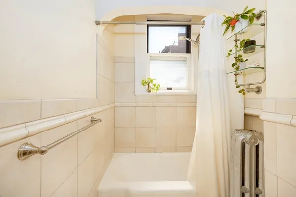 $799,000 | 1064 Beacon Street, Unit 12A, Brookline, MA 02446