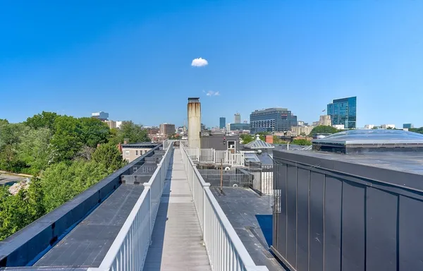 $799,000 | 1064 Beacon Street, Unit 12A, Brookline, MA 02446