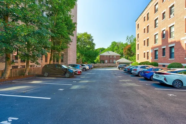 $799,000 | 1064 Beacon Street, Unit 12A, Brookline, MA 02446