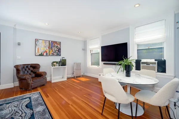 $799,000 | 1064 Beacon Street, Unit 12A, Brookline, MA 02446